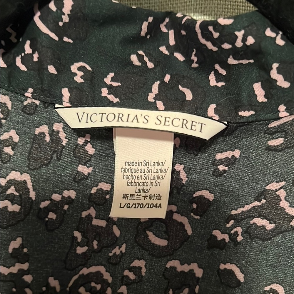 Victoria’s Secret Nightgown Shirt Size Large - Picture 2 of 5